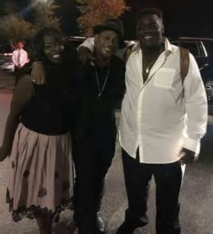 Unveiling The Life Of D'Angelo Singer's Wife